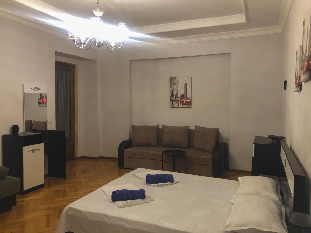 Philia'S Guest House Sighnaghi Ngoại thất bức ảnh