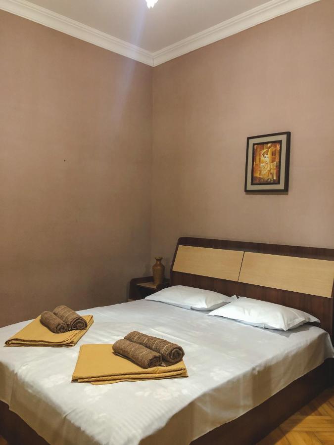 Philia'S Guest House Sighnaghi Ngoại thất bức ảnh