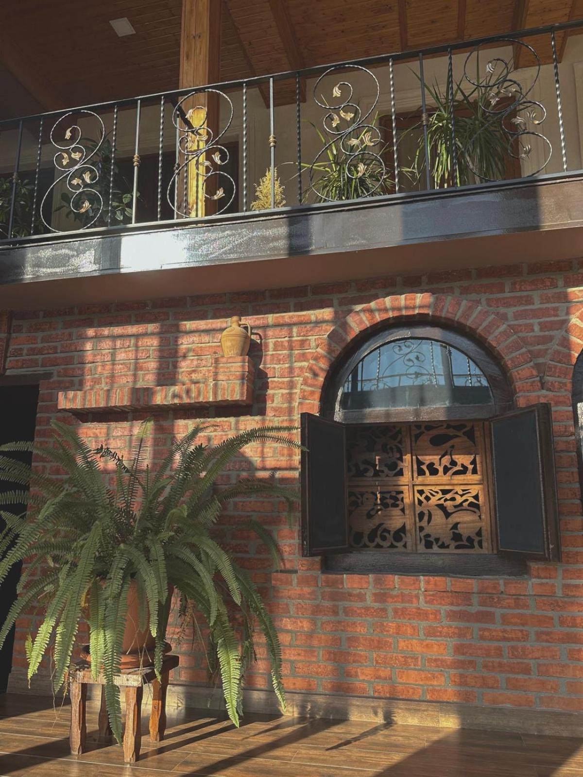 Philia'S Guest House Sighnaghi Ngoại thất bức ảnh
